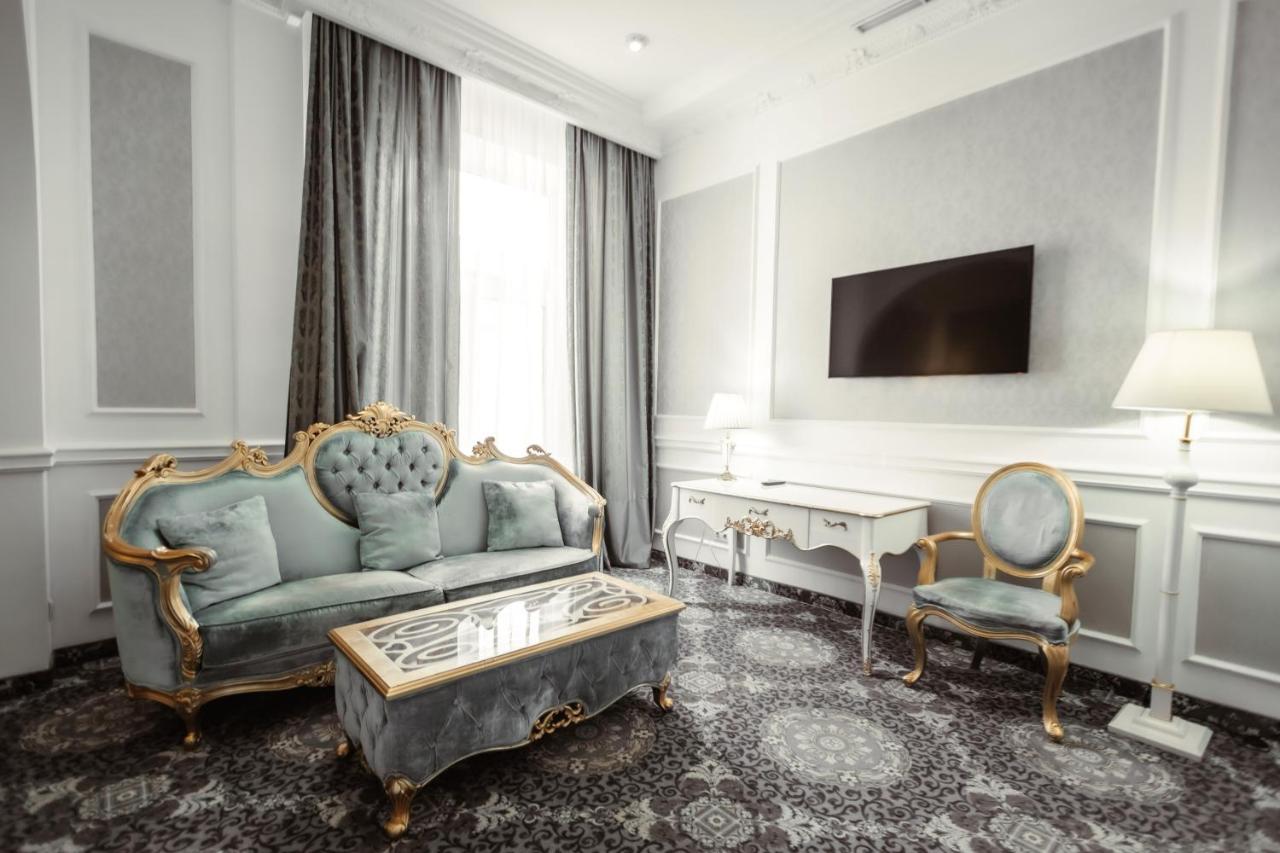Royal Grand Hotel Киев Екстериор снимка