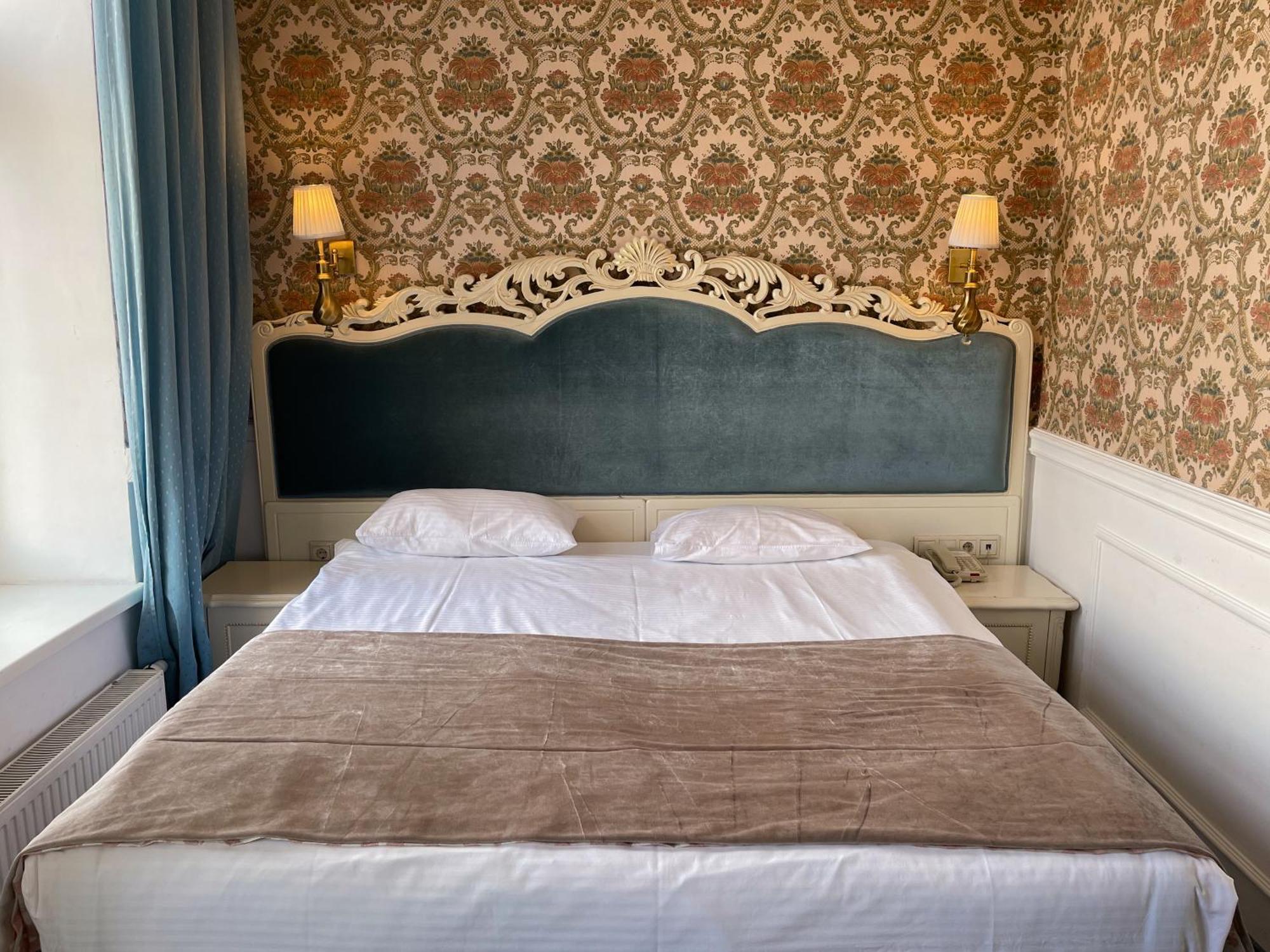 Royal Grand Hotel Киев Стая снимка