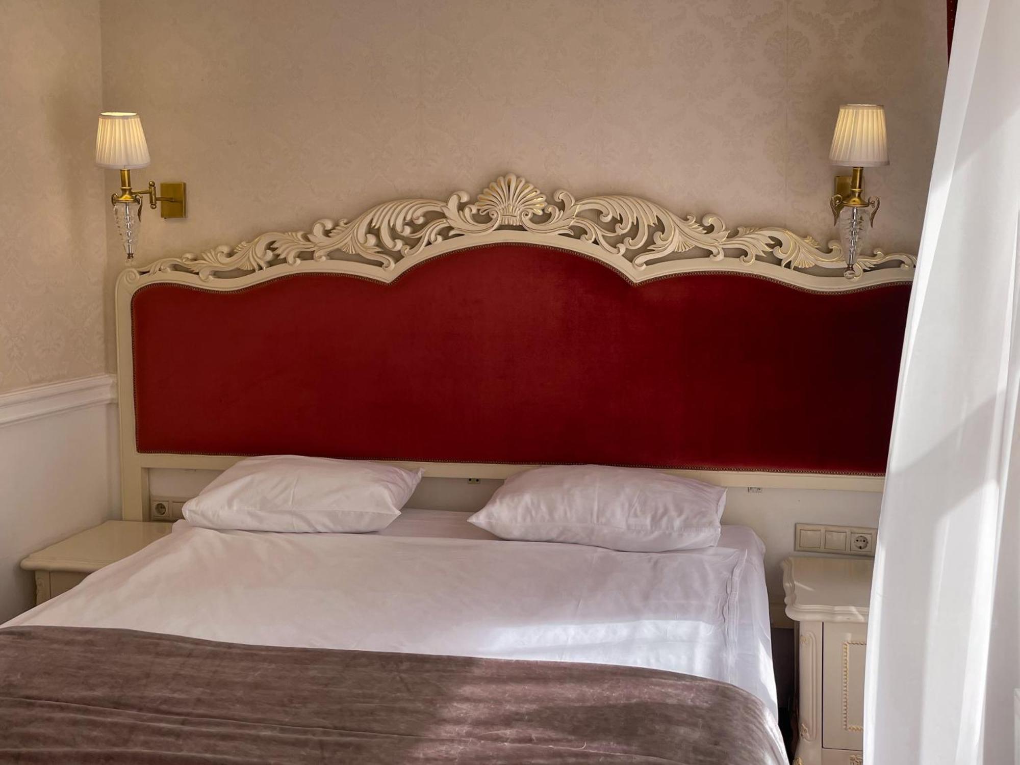 Royal Grand Hotel Киев Стая снимка