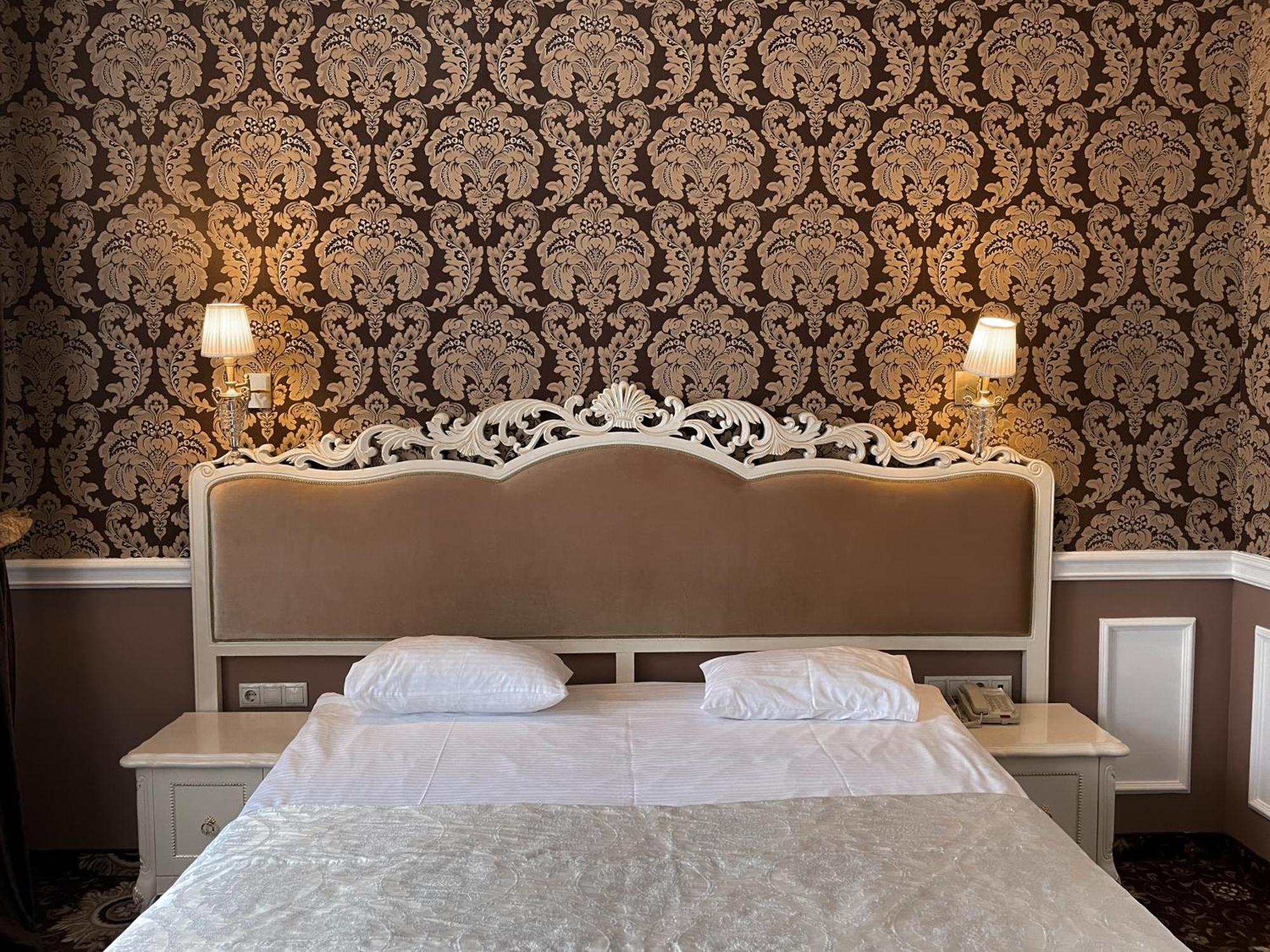 Royal Grand Hotel Киев Стая снимка