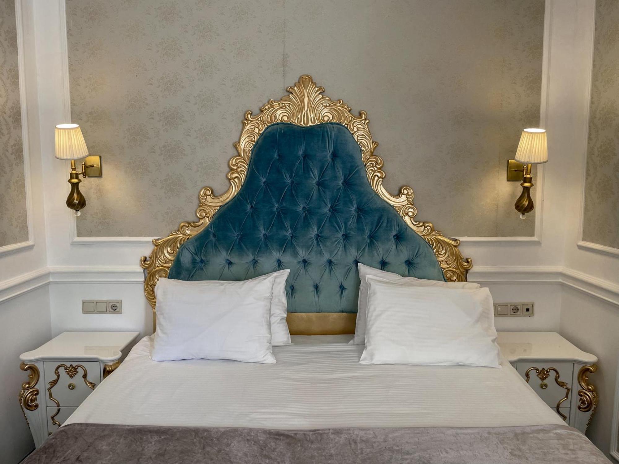 Royal Grand Hotel Киев Екстериор снимка