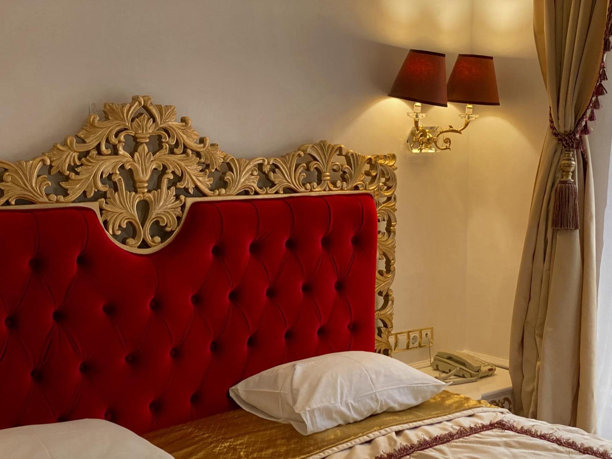 Royal Grand Hotel Киев Екстериор снимка