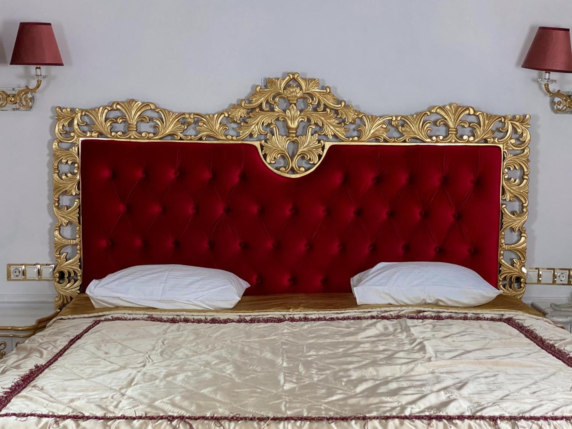 Royal Grand Hotel Киев Стая снимка