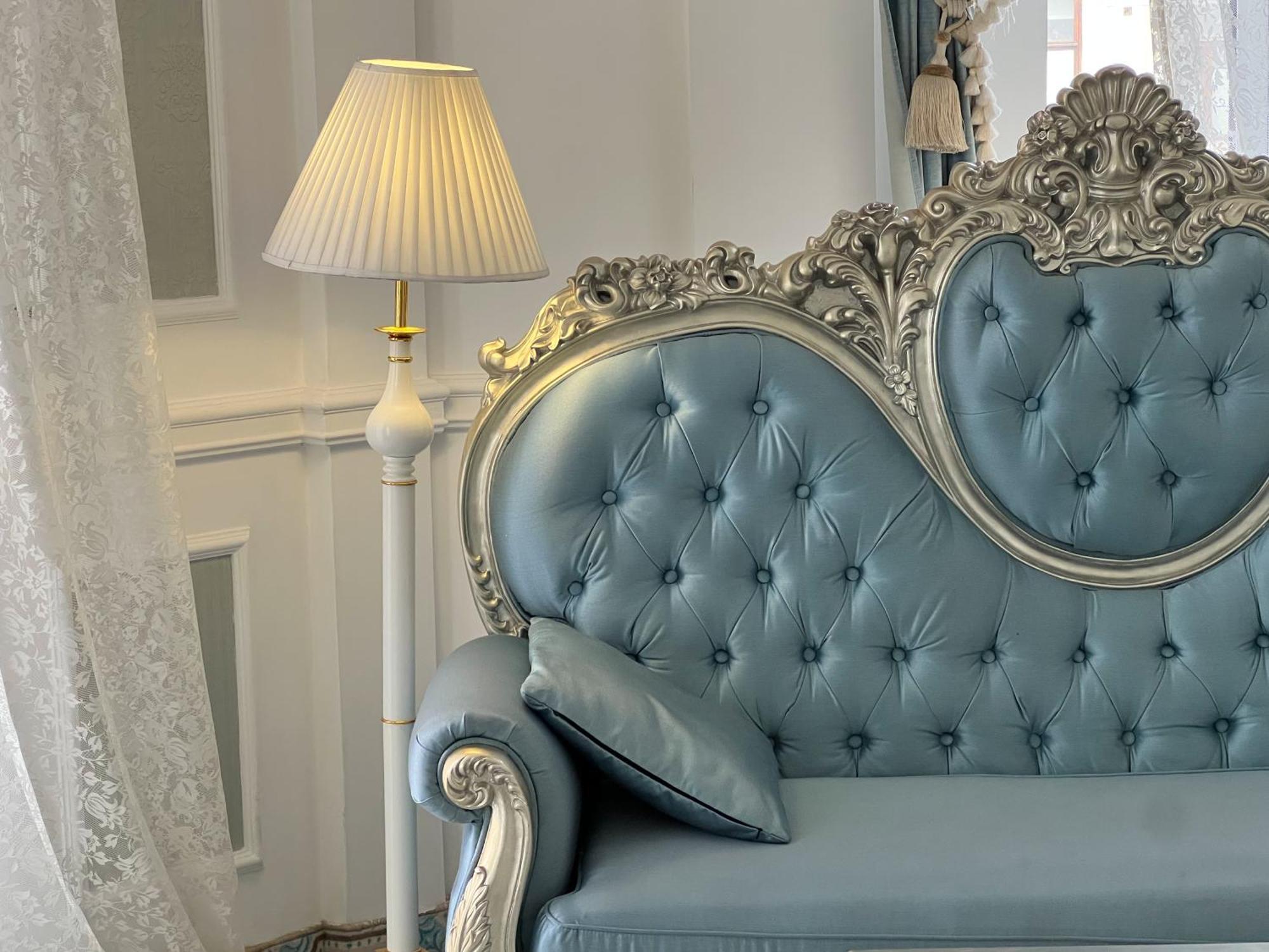 Royal Grand Hotel Киев Стая снимка