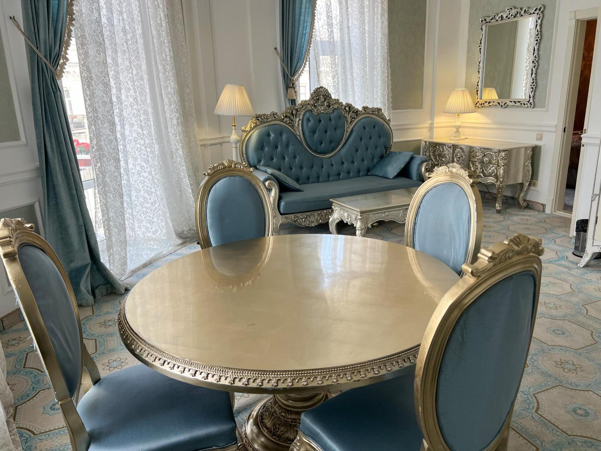 Royal Grand Hotel Киев Екстериор снимка