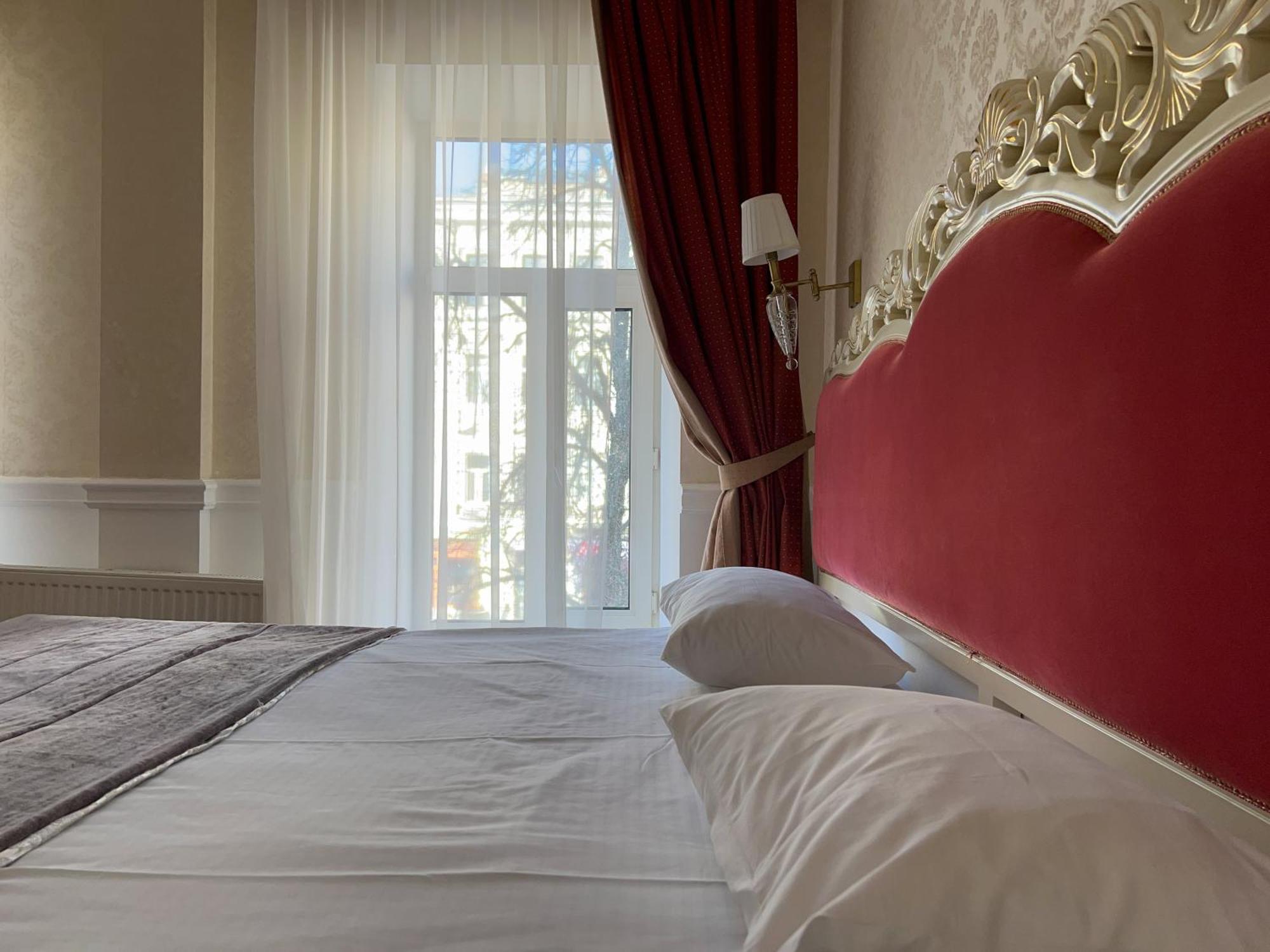 Royal Grand Hotel Киев Стая снимка