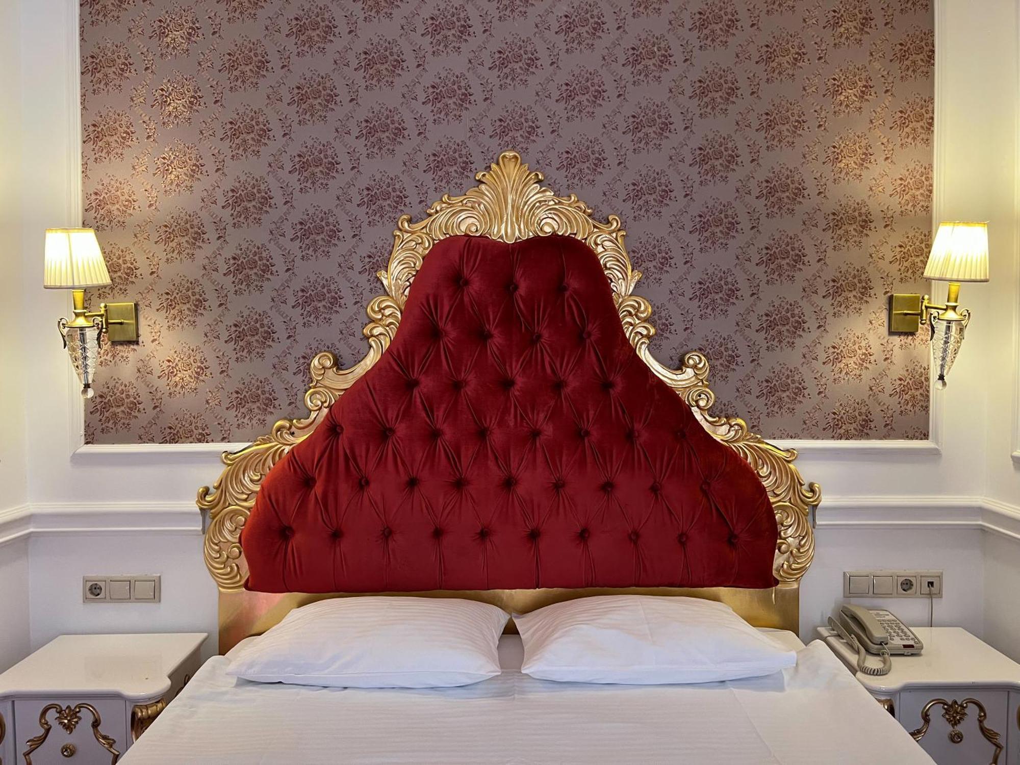 Royal Grand Hotel Киев Екстериор снимка
